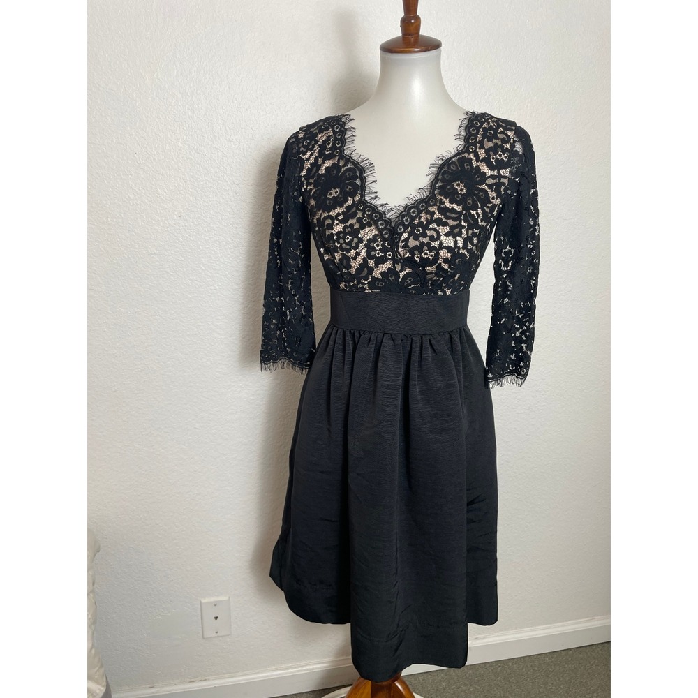 Eliza J Dress Womens 2 Black Lace & Faille Fit Flare Cocktail Coquette Party